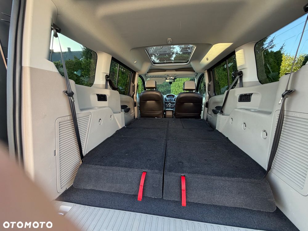 Ford Transit Connect - 25