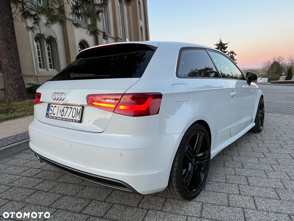Audi A3 Sportback 1.6 TDI (clean diesel) S line Sportpaket - 6