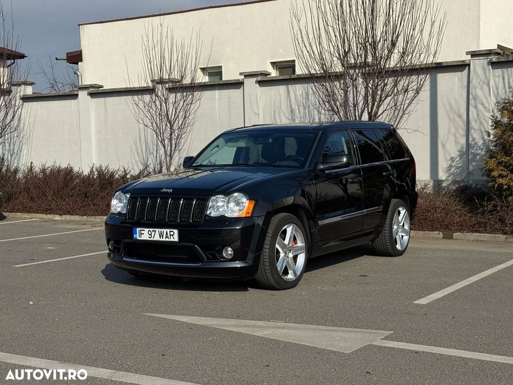 Jeep Grand Cherokee - 1