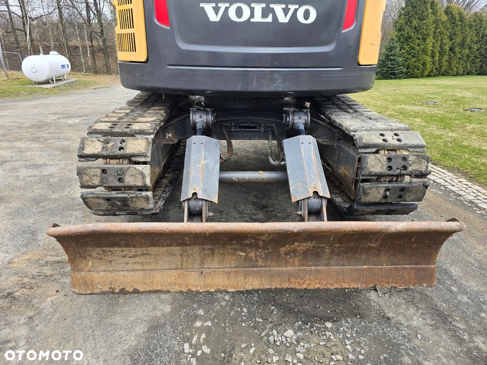 Volvo ECR145 - 3