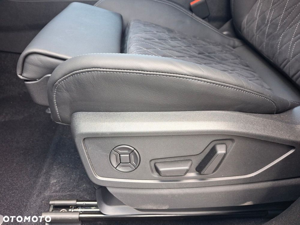 Audi Q5 Sportback - 10