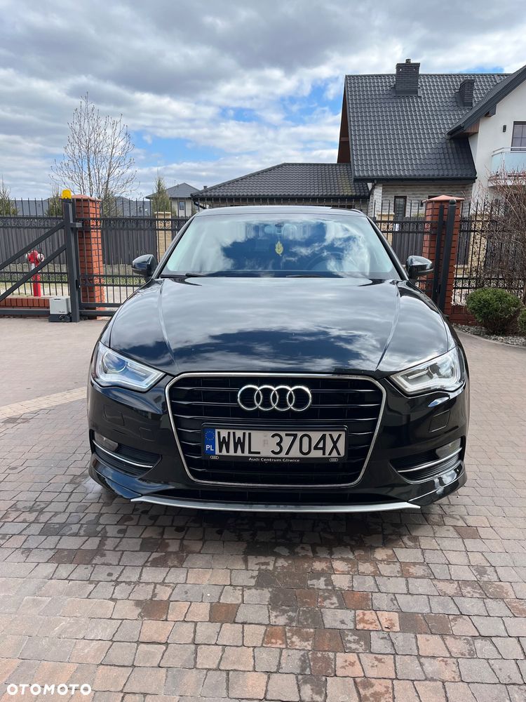 Audi A3 Sportback 2.0 TDI clean diesel Ambiente - 2