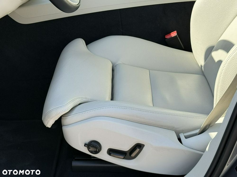 Volvo XC 60 - 12
