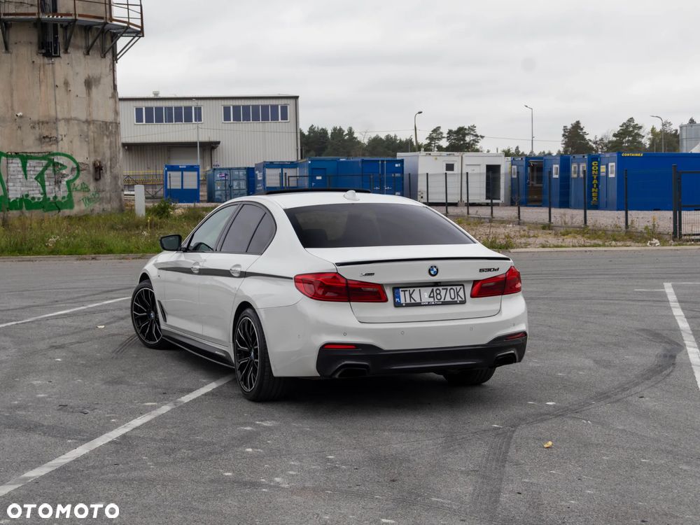 BMW Seria 5 520d xDrive - 10