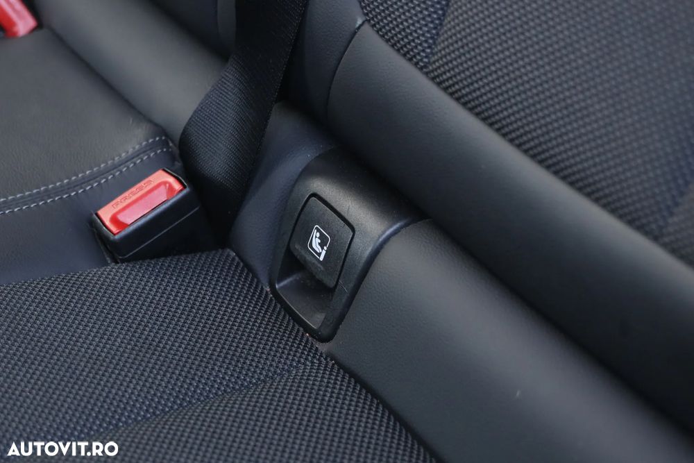 BMW X3 xDrive20d AT xLine - 34