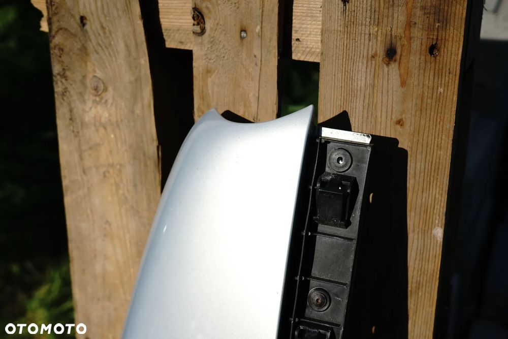 Błotnik przód przedni prawy VW Golf IV LB7Z - 2