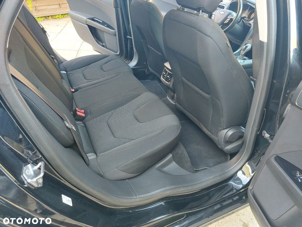 Ford Mondeo 2.0 TDCi STart-Stopp PowerShift-Aut Titanium - 12