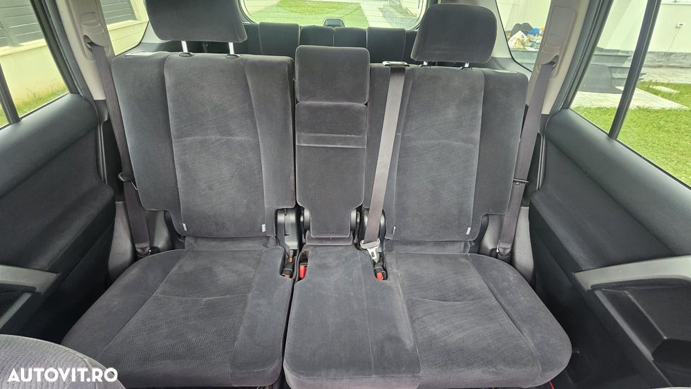 Toyota Land Cruiser 2.8l Turbo D-4D A/T Luxury - 14