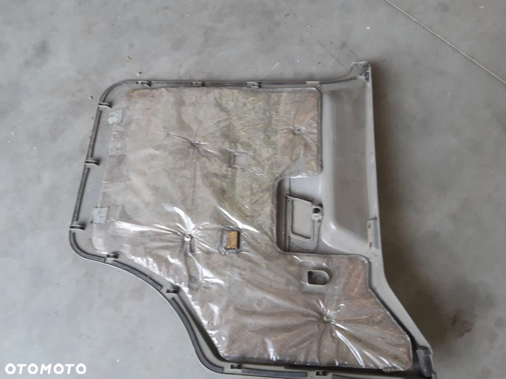 ORYGINALNE boczki tapicerka drzwi VW T3 - 2