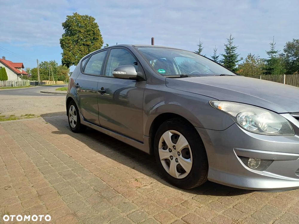 Hyundai i30 1.4 Classic + - 3