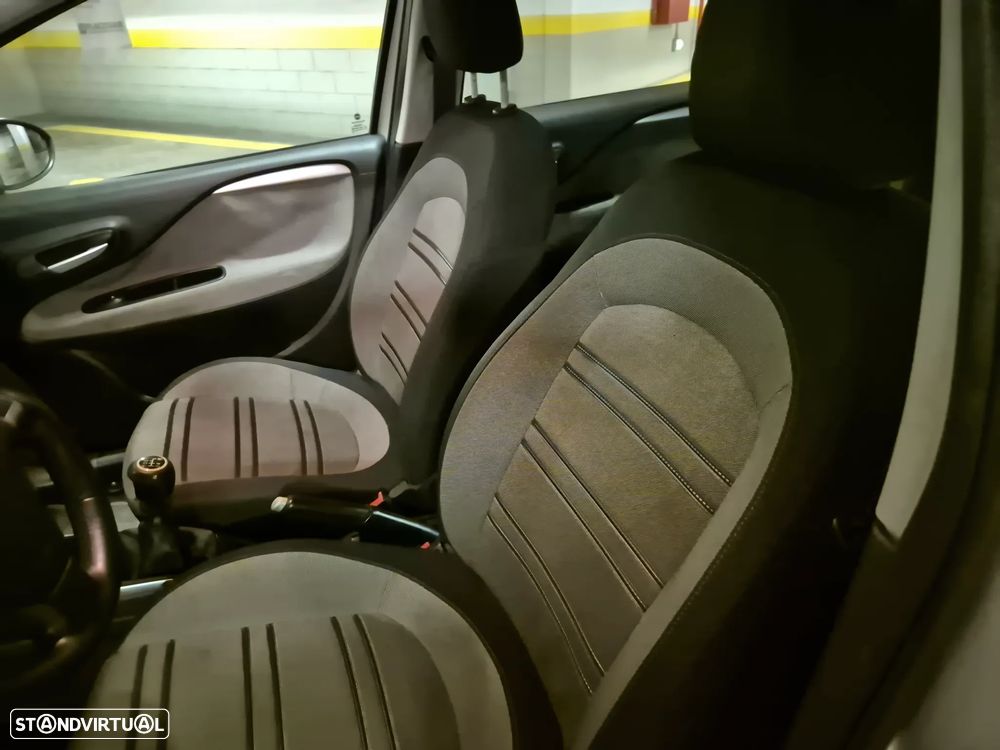 Fiat Punto Evo 1.2 Dynamic - 16