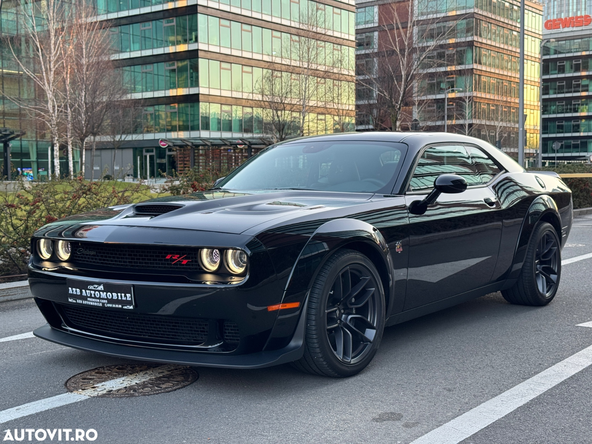 Dodge Challenger - 5