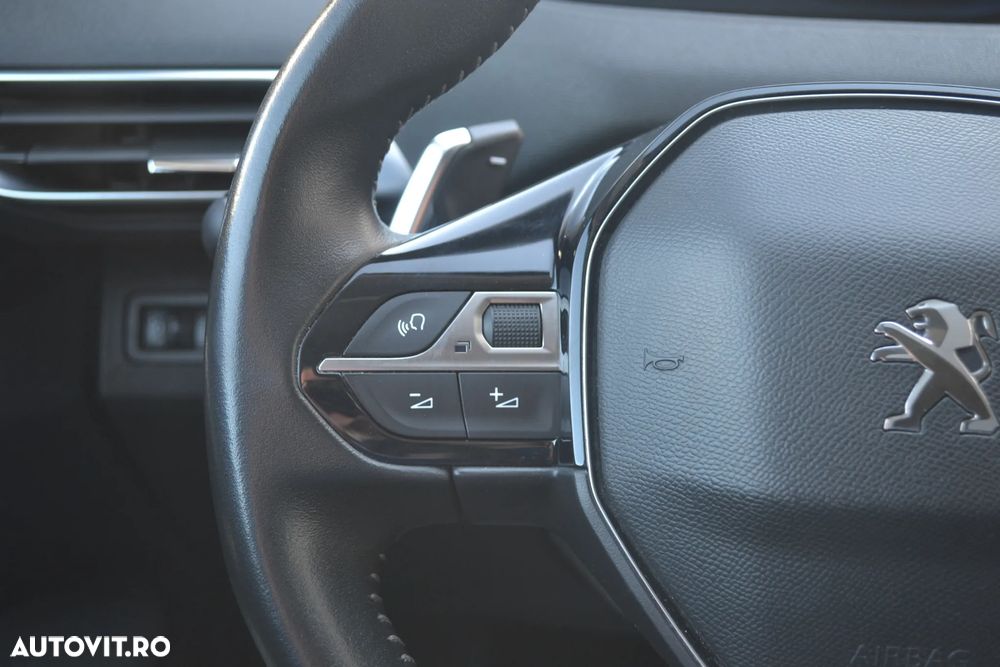 Peugeot 3008 1.5 BlueHDI 130 EAT8 Active Pack - 13