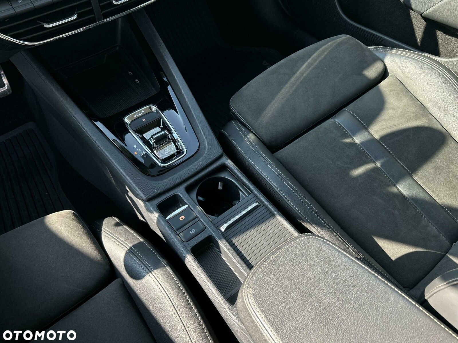 Skoda Octavia 2.0 TDI 4x4 Scout DSG - 12