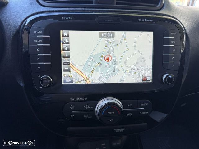 Kia Soul 1.6 CRDi TX - 13