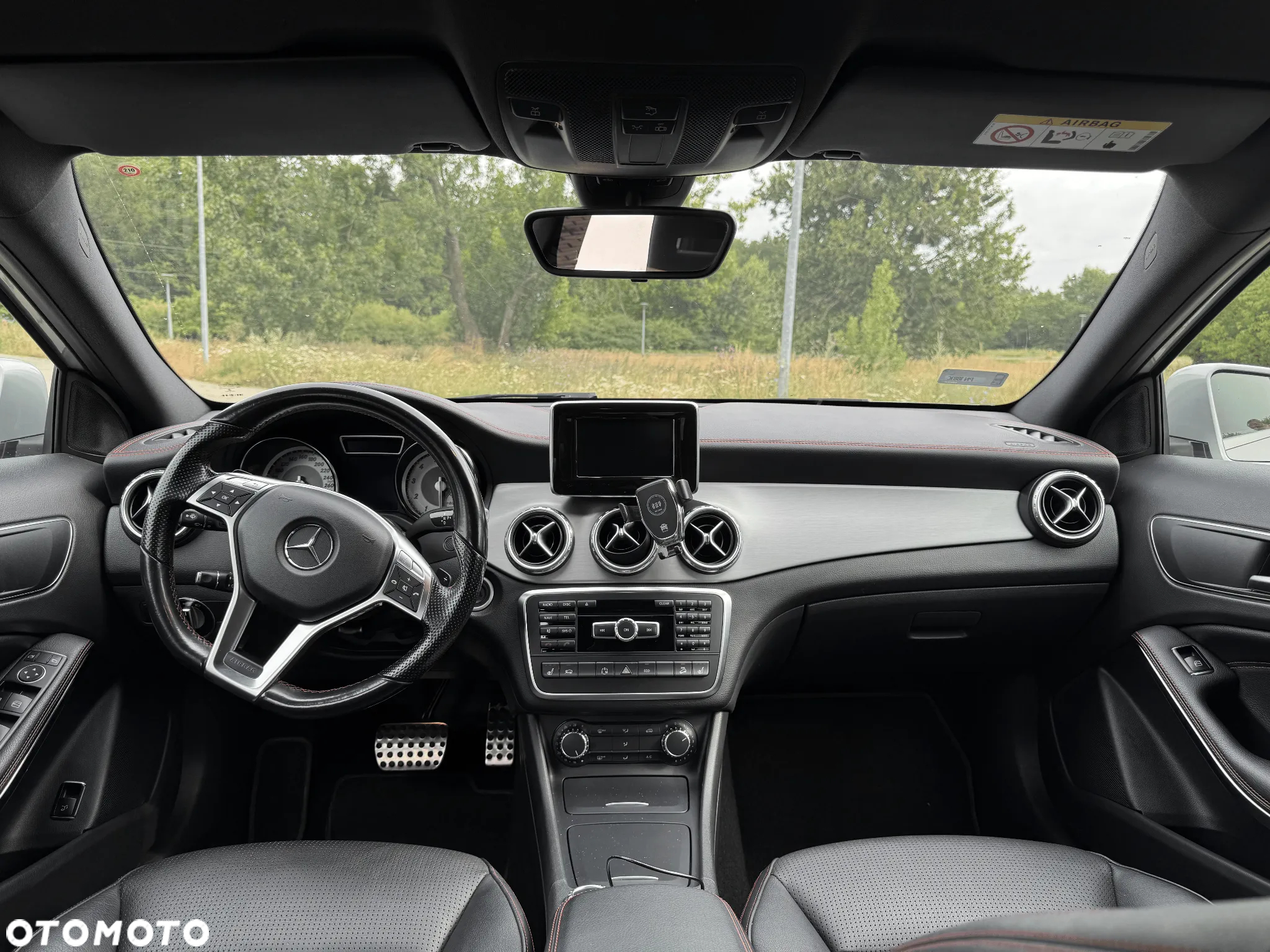 Mercedes-Benz GLA 250 4-Matic - 16