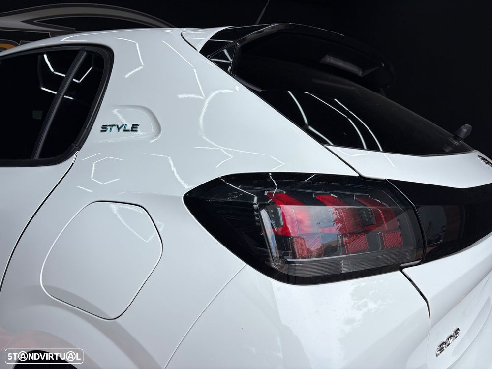 Peugeot 208 PureTech 100 Style - 8