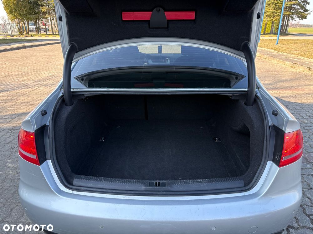 Audi A4 Limousine 2.0 TDI - 15