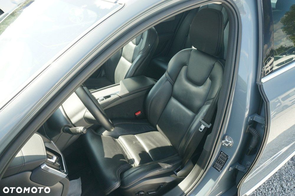 Volvo V90 D5 AWD Inscription - 22