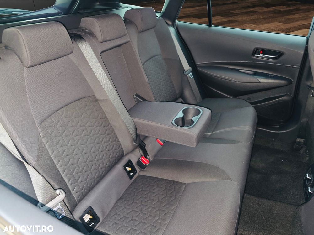 Toyota Corolla 2.0 HSD Exclusive - 17