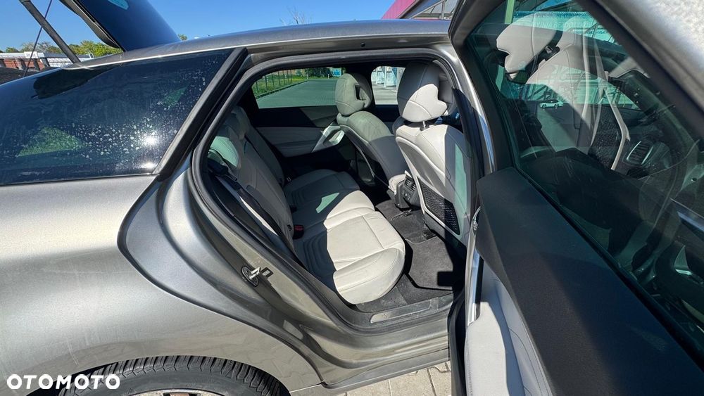 Citroën DS5 2.0 HDi Hybrid4 SoChic MCP - 8