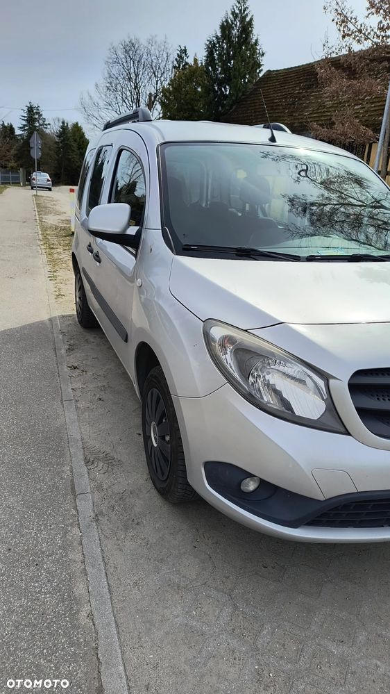 Mercedes-Benz Citan Kombi 415.703 - 2