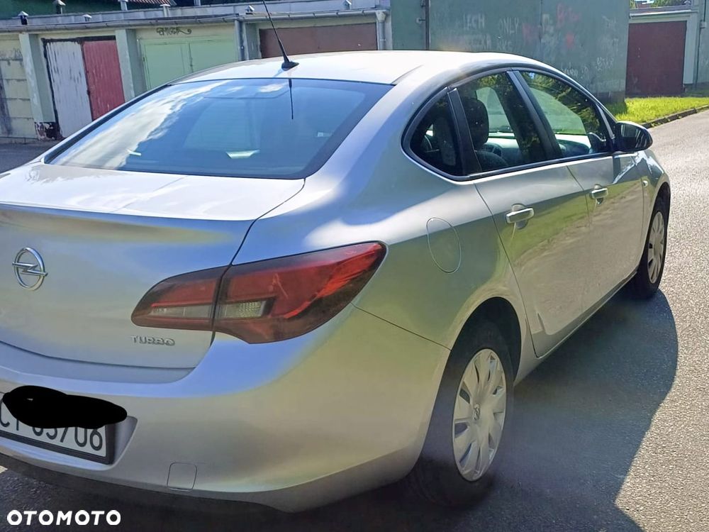 Opel Astra - 11