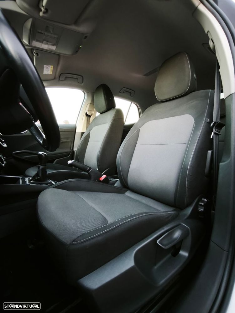 Skoda Fabia 1.0 MPI Ambition - 23