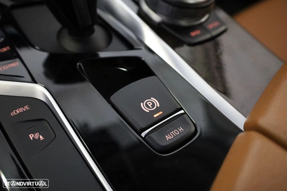 BMW 530 e iPerformance Line Luxury - 49