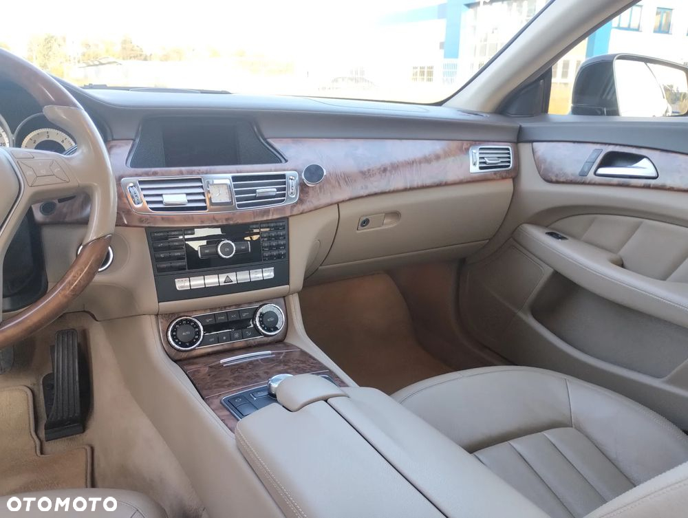 Mercedes-Benz CLS 350 CDI BlueEff - 16