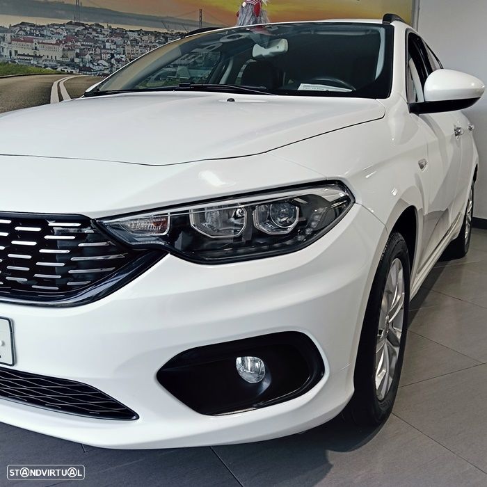 Fiat Tipo Station Wagon 1.3 M-Jet Lounge Tech - 10
