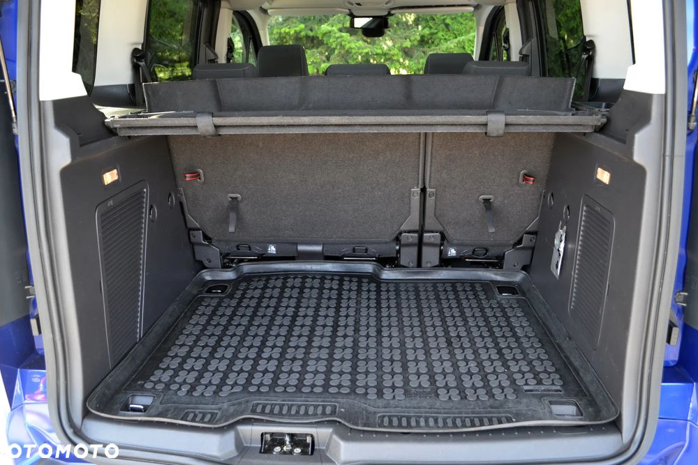 Ford Tourneo Connect - 33