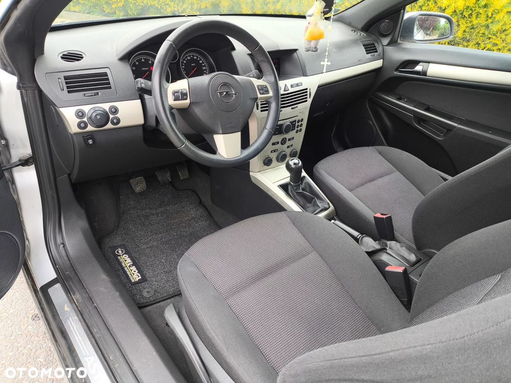 Opel Astra 1.8 - 11