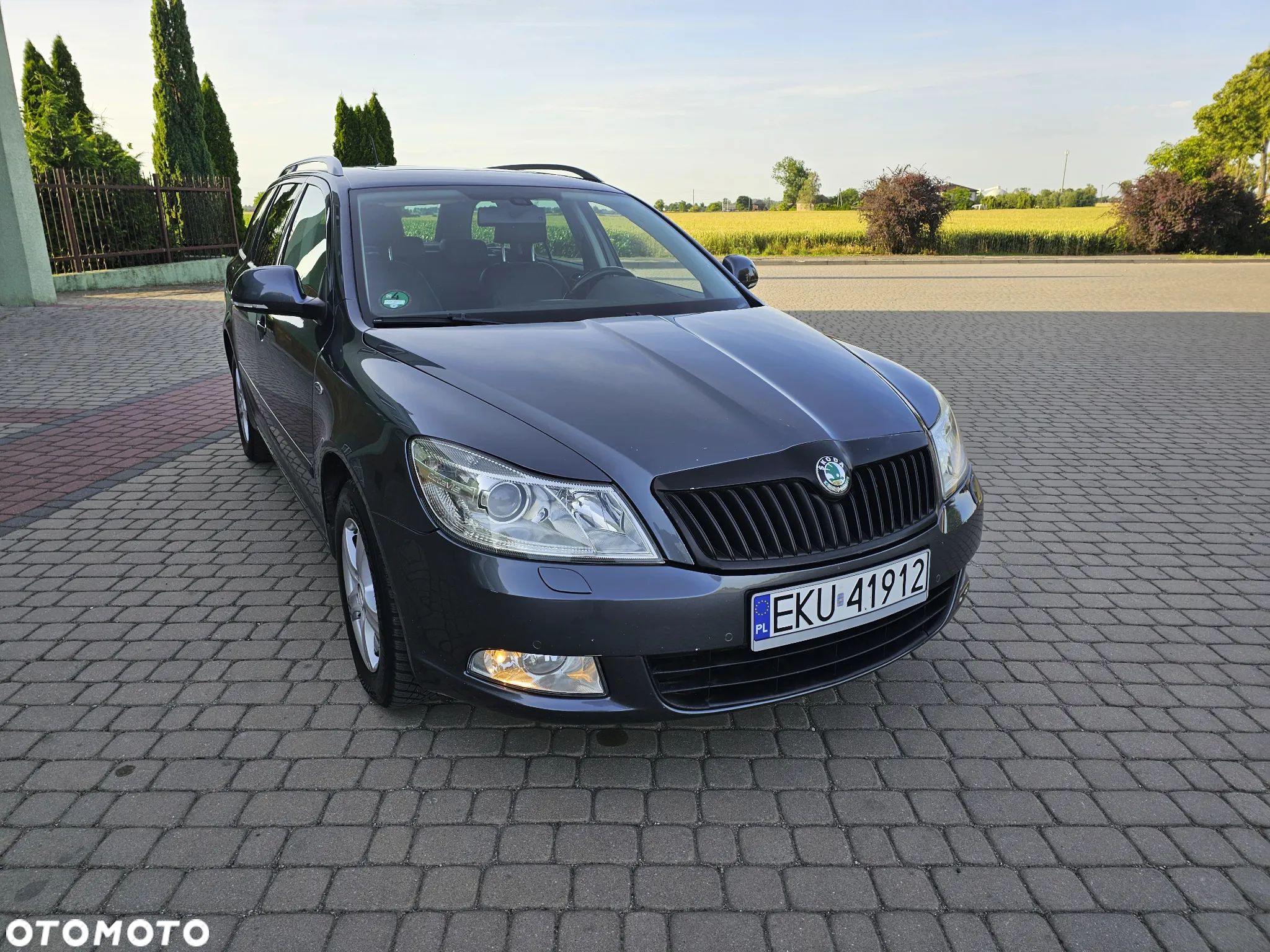 Skoda Octavia Combi 1.8 TSI DSG Laurin & Klement - 1