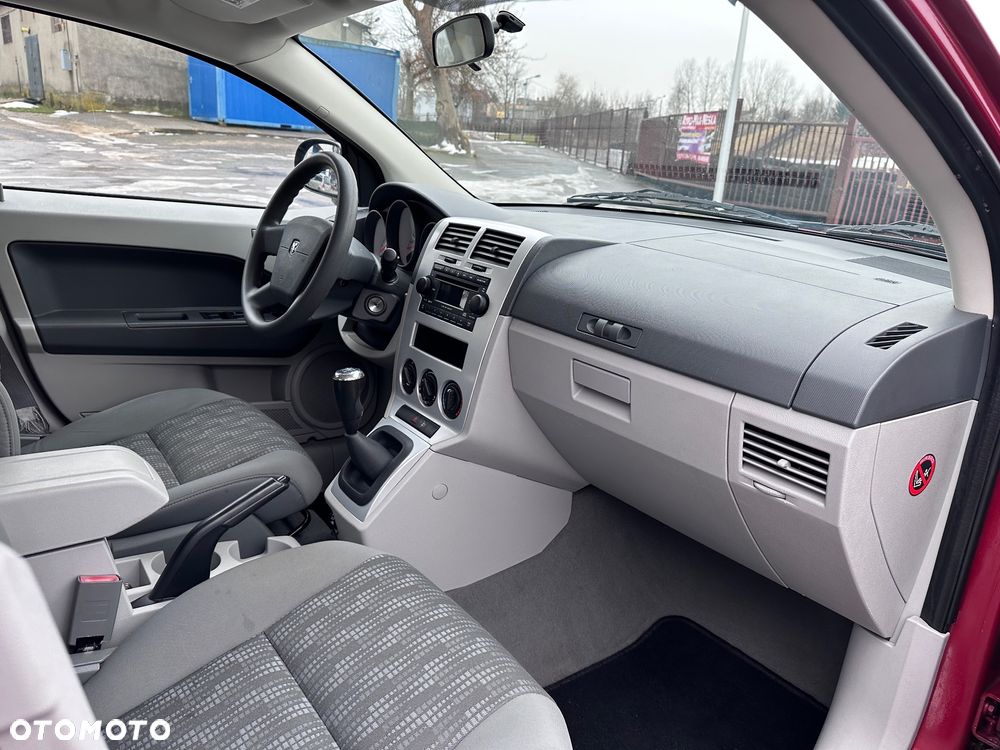 Dodge Caliber 1.8 SE - 27