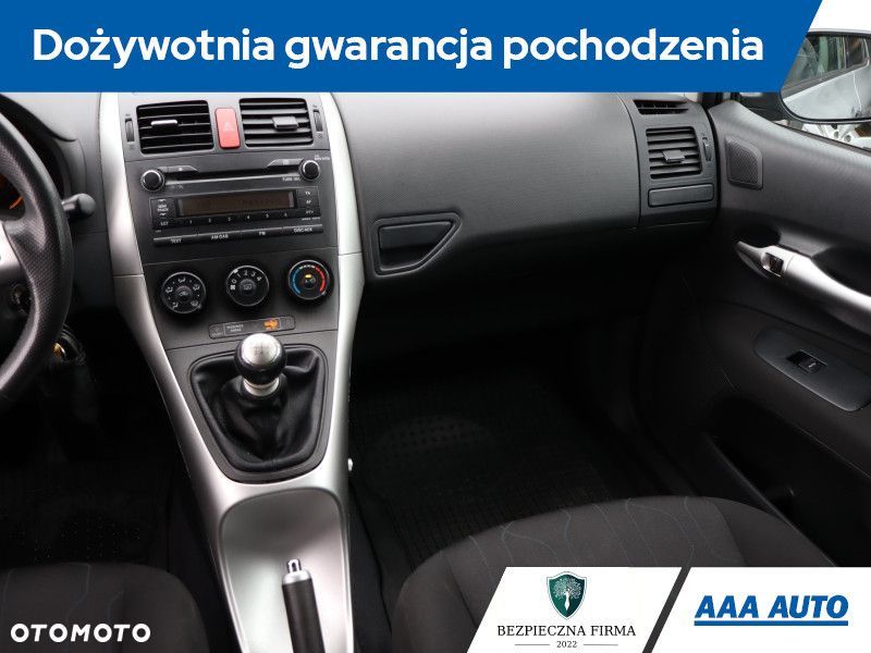 Toyota Auris - 9