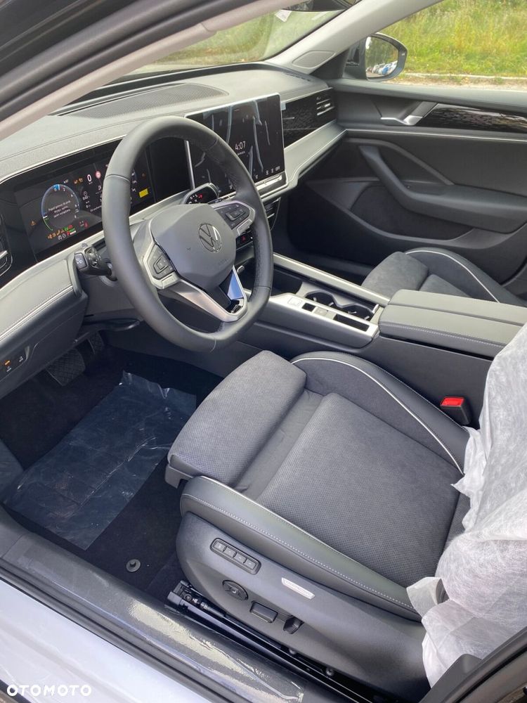Volkswagen Passat - 9
