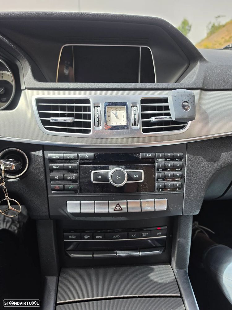 Mercedes-Benz E 300 - 6