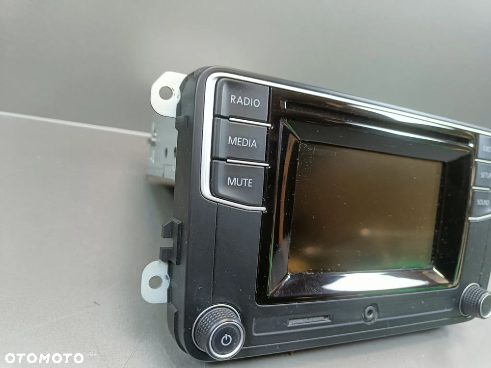Radio VW Beetle Tiguan Golf Caddy 1K8035150B - 2
