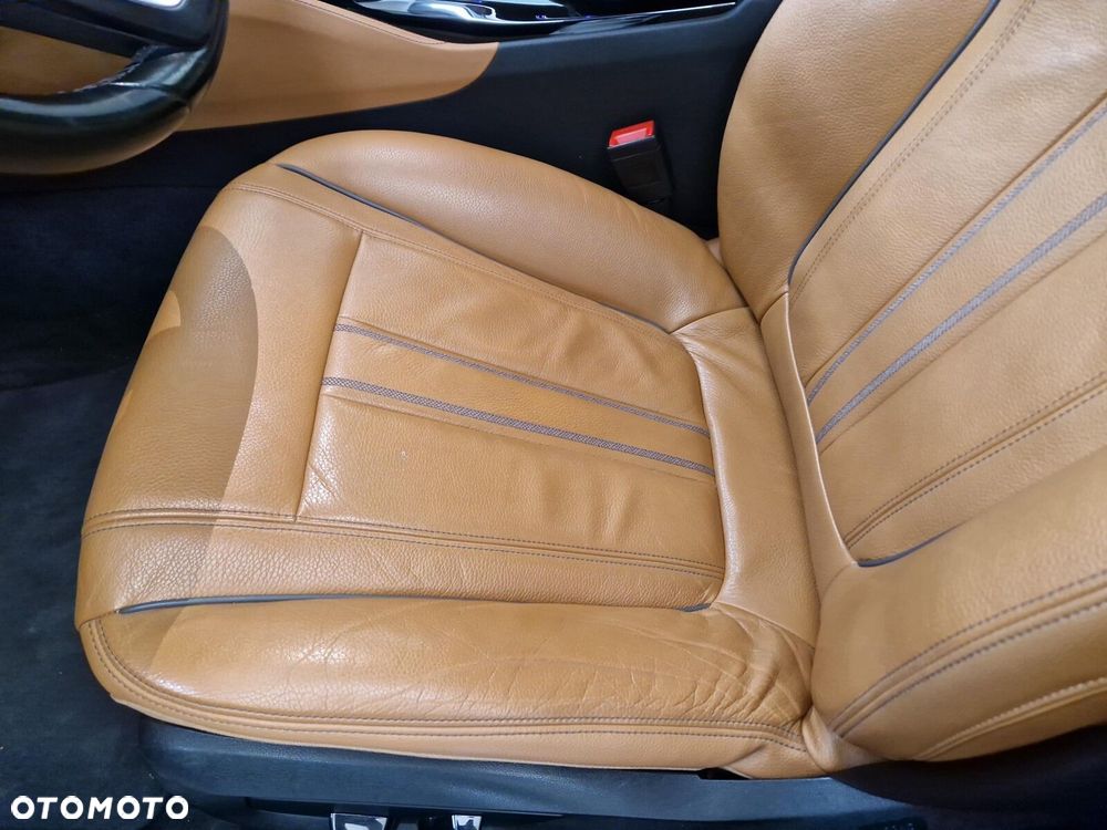 BMW Seria 5 520d Luxury Line sport - 13