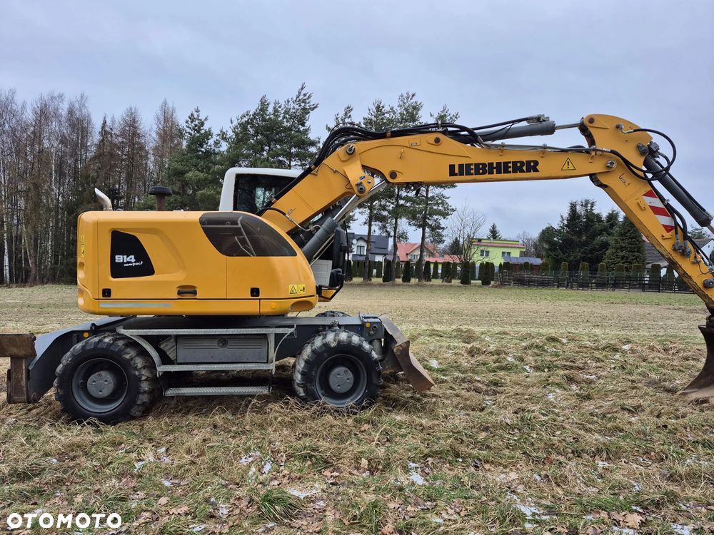 Liebherr A914 compact - 3