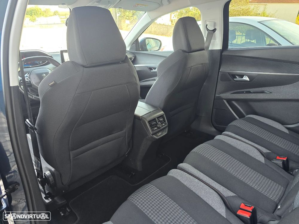 Peugeot 5008 1.6 BlueHDi Active - 26