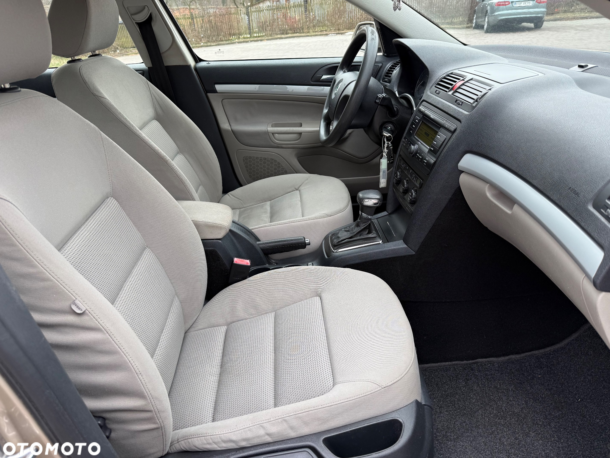 Skoda Octavia 1.6 Automatik Elegance - 10