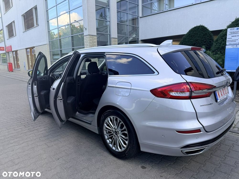 Ford Mondeo - 17