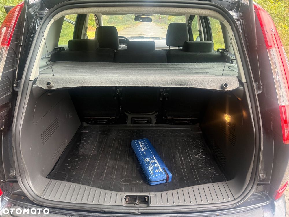 Ford C-MAX 2.0 TDCi DPF Ghia - 12