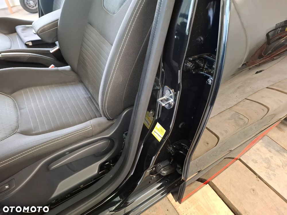 Renault Clio (Energy) TCe 90 Start & Stop LIMITED - 26
