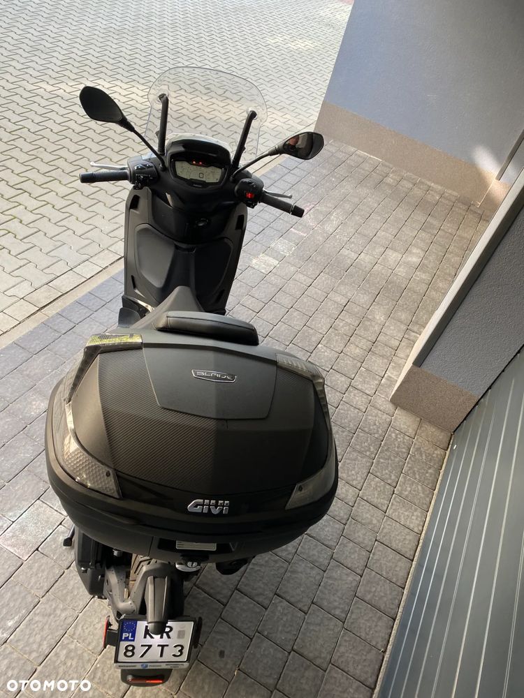 Piaggio Beverly - 8