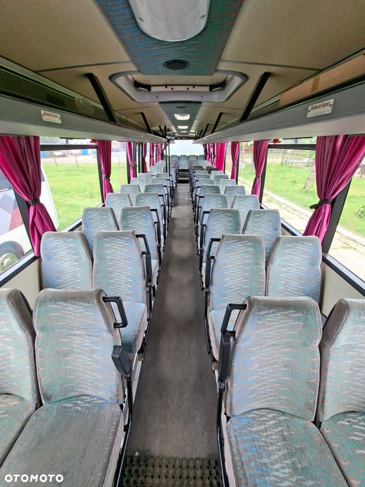 Van Hool 815 - 11