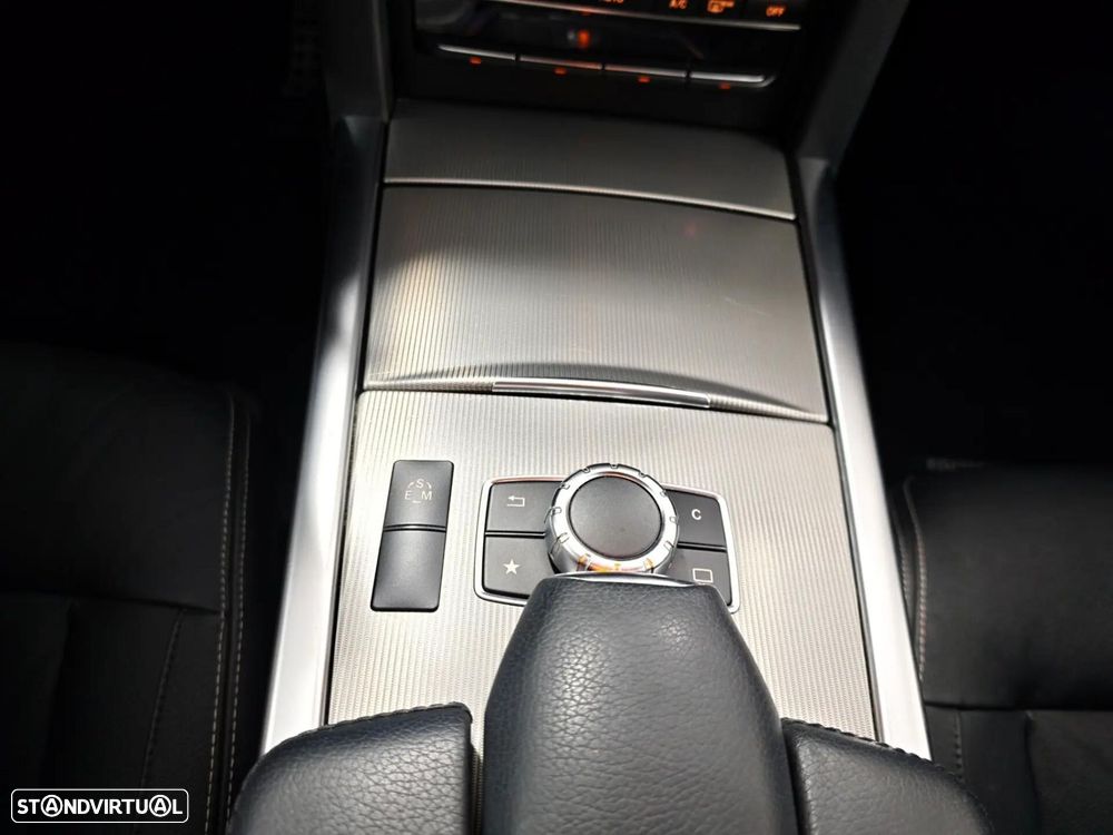 Mercedes-Benz E 220 BlueTEC BE Edition Auto. - 15