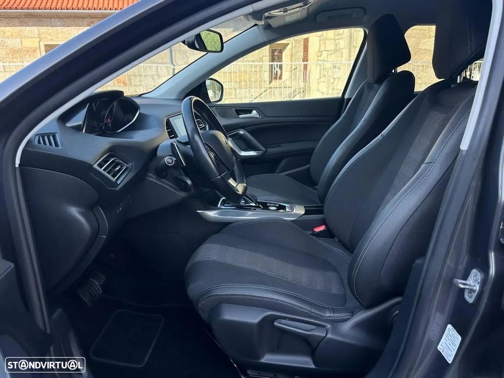 Peugeot 308 - 36
